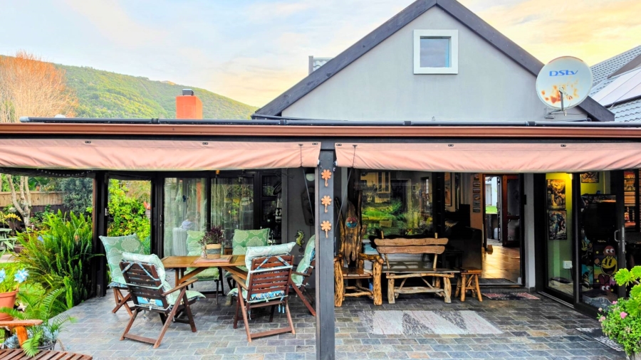 3 Bedroom Property for Sale in Brenton On Lake Western Cape